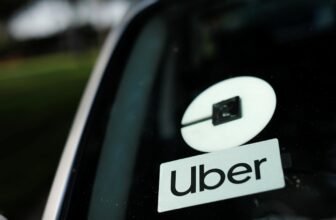 Uber and Lyft drivers in California are capable of unionize below new legislation