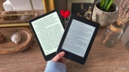 There is a very sensible motive to have 2 Kindles