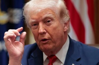 Trump Says He’ll Signal Order to Pay TSA