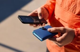 Chipolo and Secrid staff up for a brand new trackable pockets