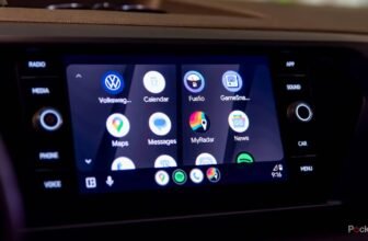 Google Meet rolls out to Android Auto with a ridiculous restriction