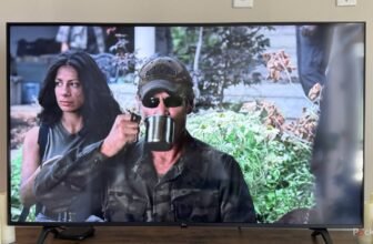 This wildly underrated 2010s alien-invasion collection is lastly on Netflix