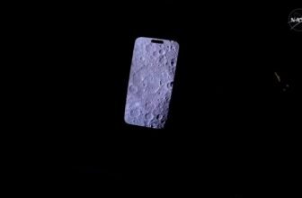 Somebody Lastly Took a Good iPhone Picture of the Moon. Good Luck Copying Their Trick