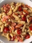 Pepperoni Pizza Pasta Salad – Straightforward Recipe